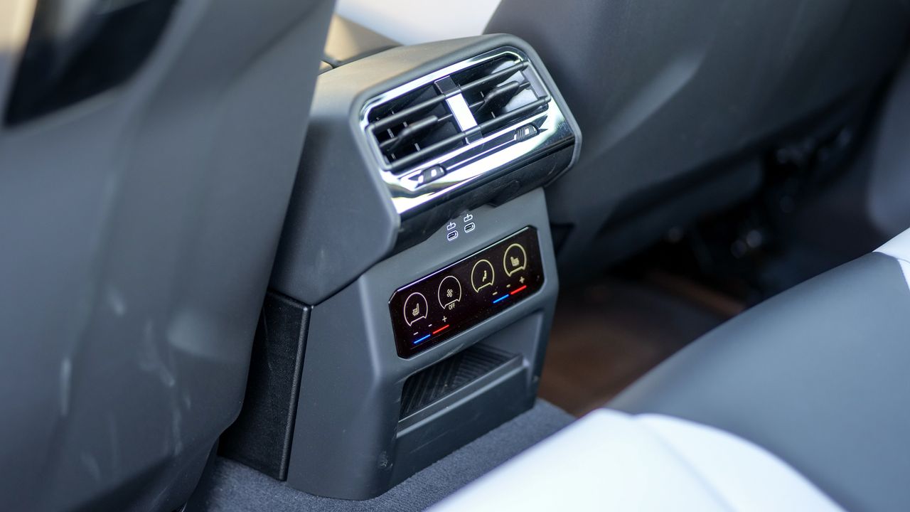 2025 BMW M5 test drive.
