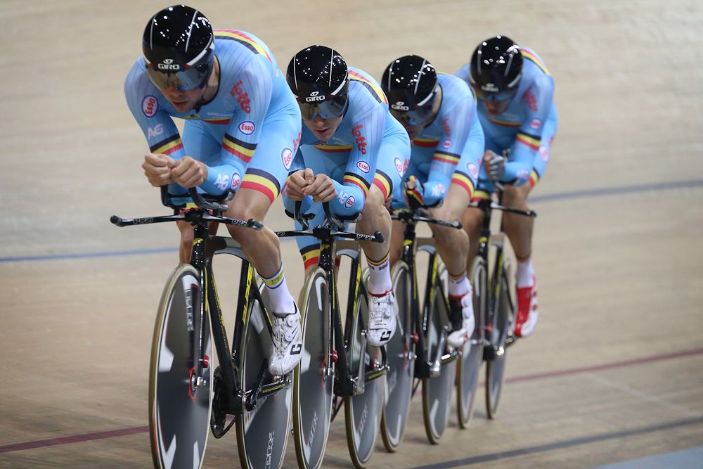 The Belgian team pursuit squad rounds the V&eacute;lodrome de Saint-Quentin-en-Yvelines.