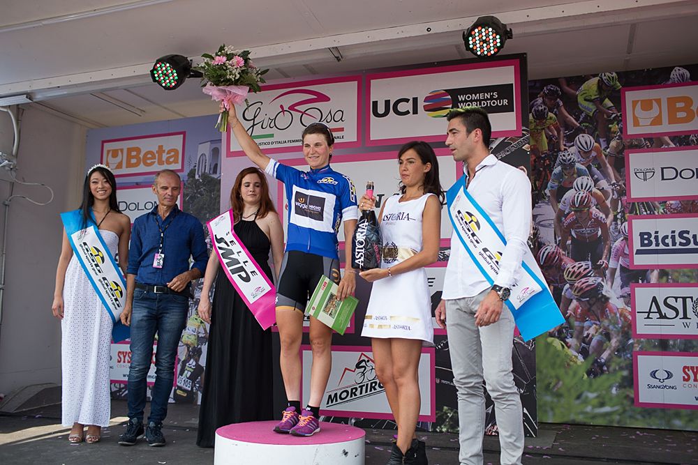 Elisa Longo-Borghini (ITA) of Wiggle Hi5 Cycling Team retains the best Italian rider's blue jersey afterthe Giro Rosa 2016 - Stage 4