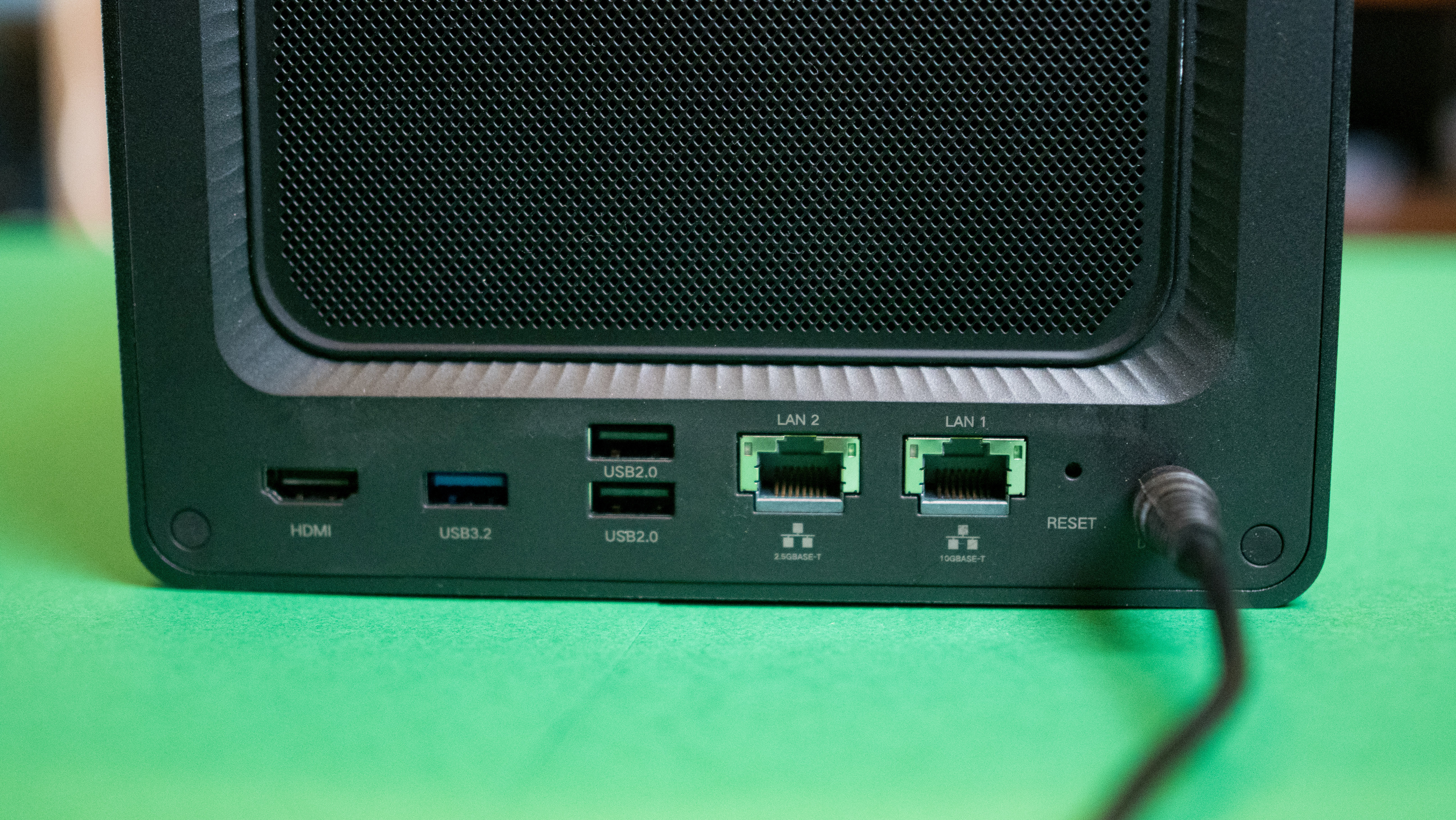 UGREEN DXP4800 Pro 4-bay NAS testing