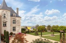 vineyard property sale