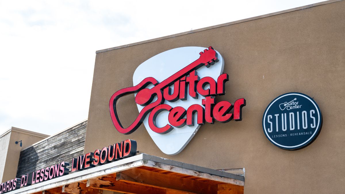 Guitar Center facade