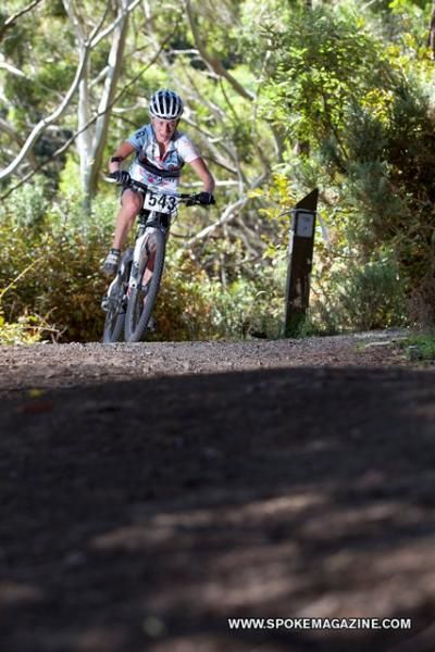 Nic Leary races in the elite women's event.