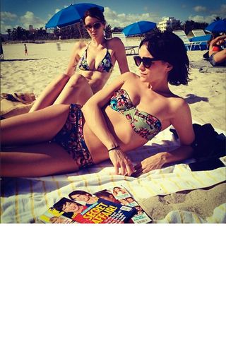 Leigh Lezark and Harley Viera Newton Grab A Few Gossip Mags To Aid Their Beach Relaxtion