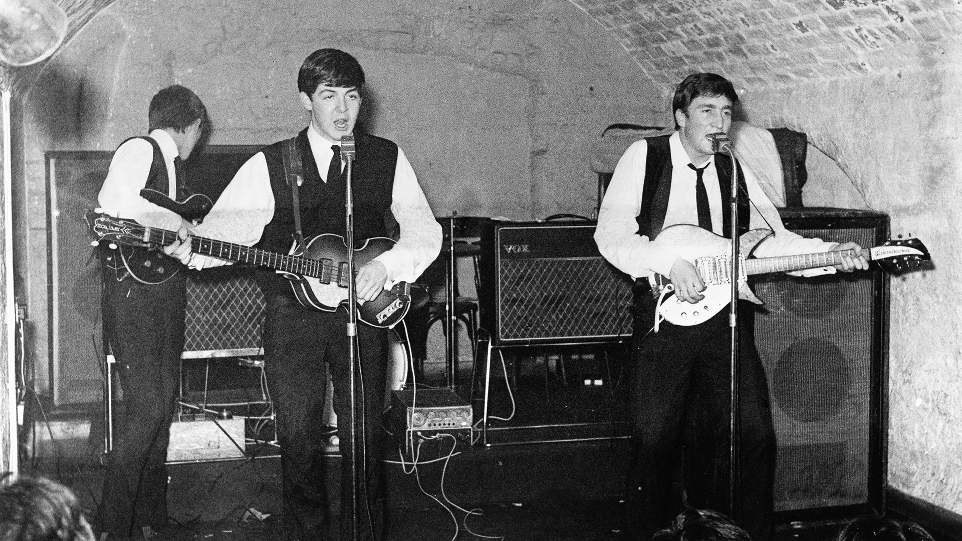 Lost Bass Project Aims To Reunite Paul McCartney With Missing Höfner ...