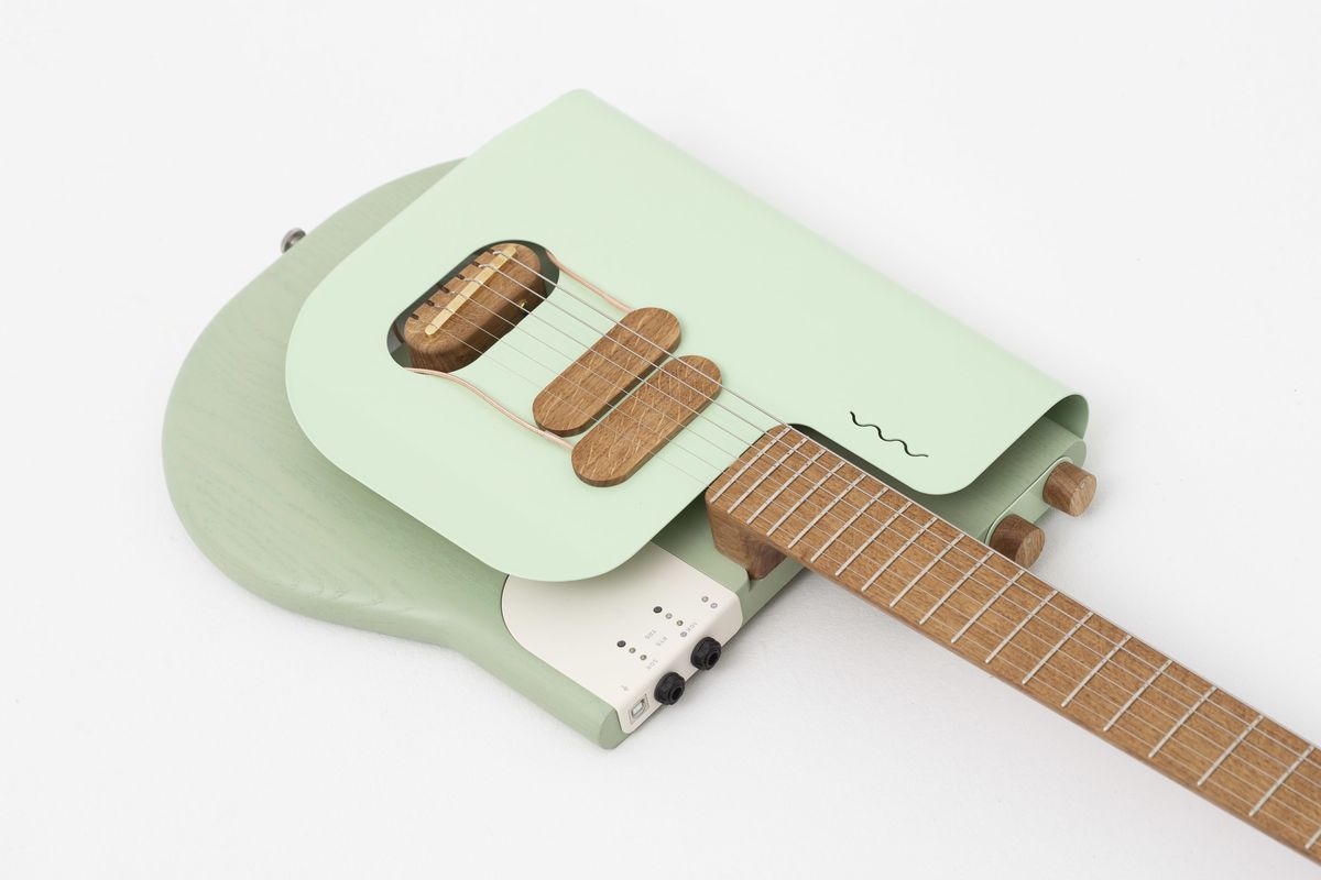 Verso Musical Instruments Sine guitar: a bold new form | Wallpaper*