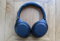best noise-cancelling headphones: Sony WH-1000xM4