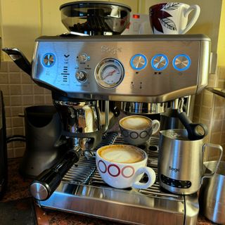 Testing the Sage Bambino vs the Sage Barista Express Impress at home