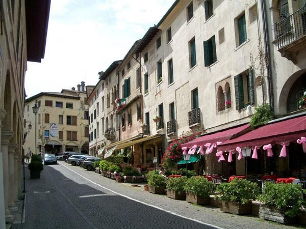 The riders will head up Via Cornaro.