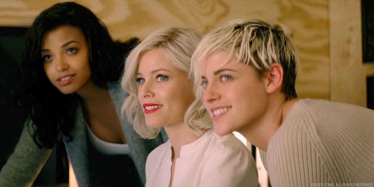 Elizabeth Banks with Kristen Stewart and Ella Balinska