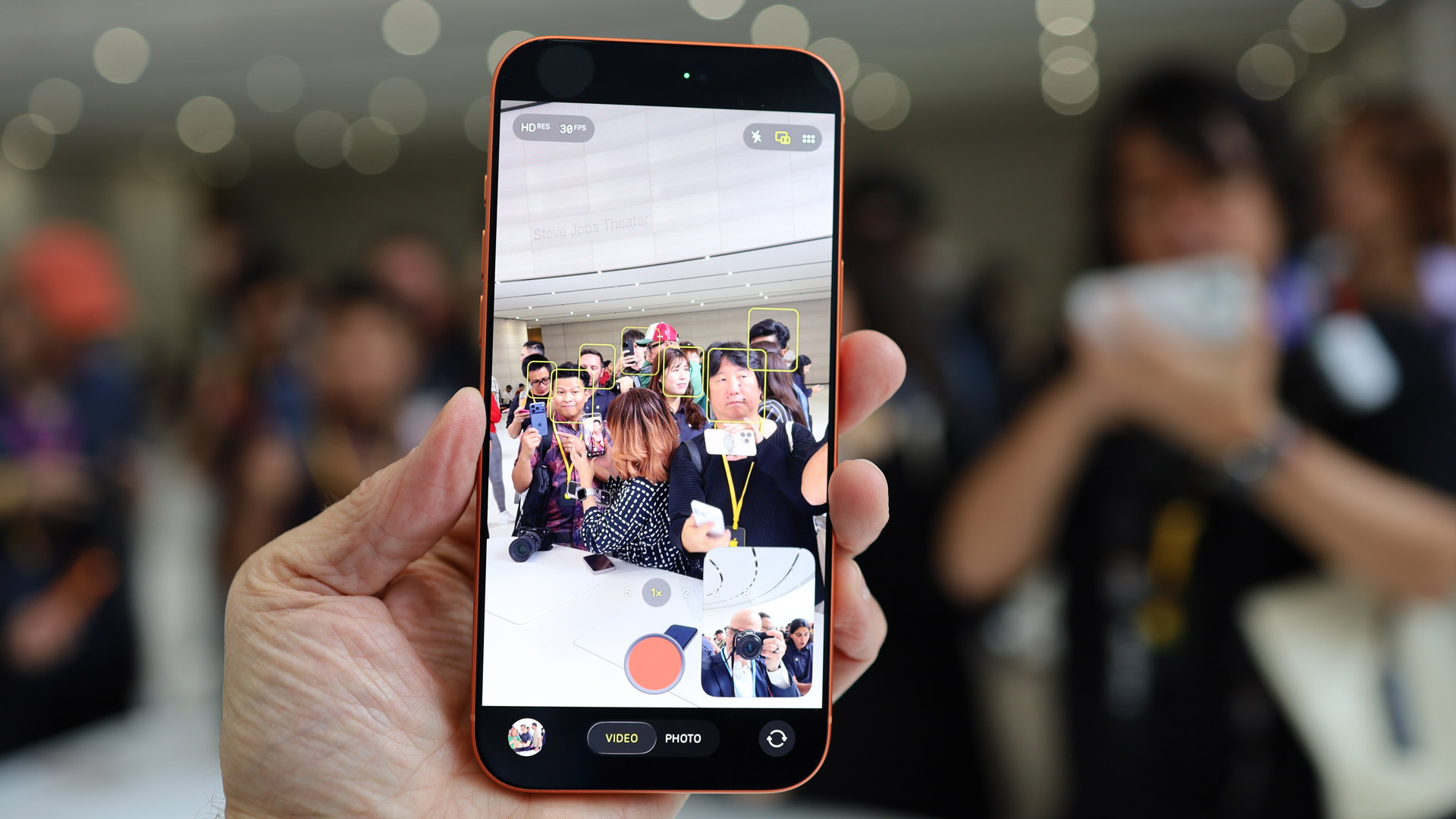 Apple iPhone 17 Pro Max HANDS ON