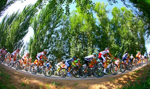 The main peloton