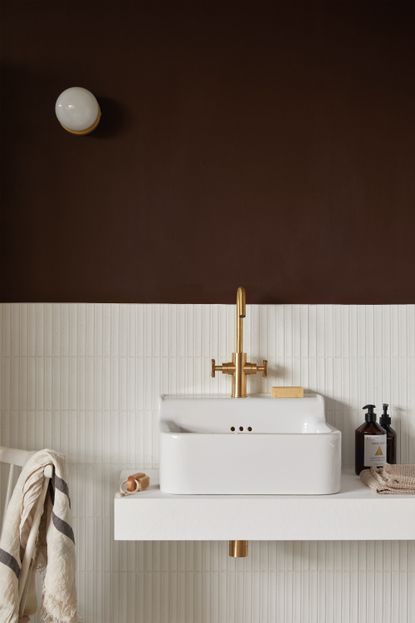 Small bathroom tile ideas: 20 ways with small bathroom tiles