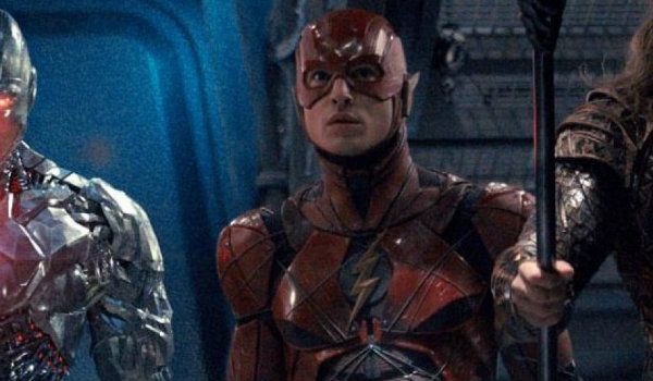 Justice League Team Photo: 5 Amazing Things We Just Noticed | Cinemablend