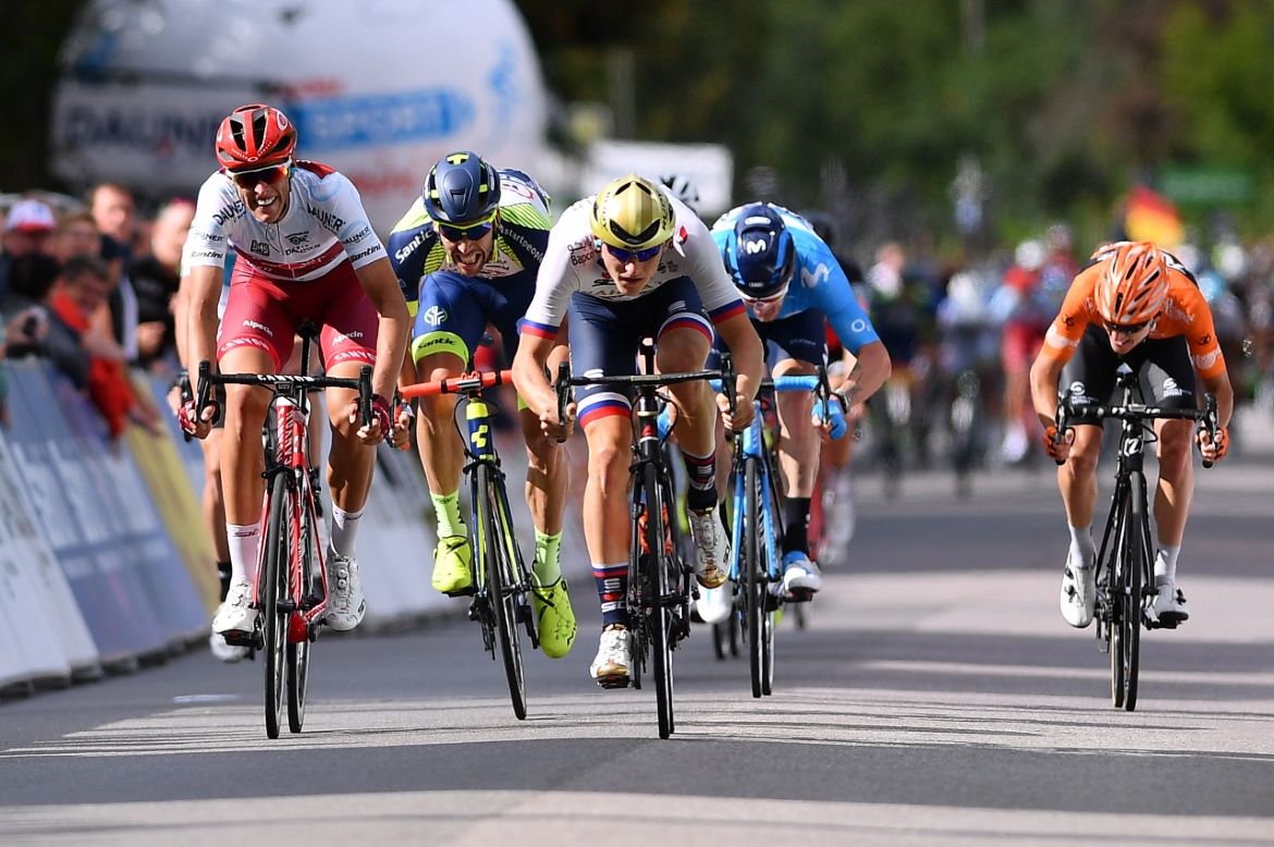 Matej Mohoric (Bahrain-Merida) en route to the win