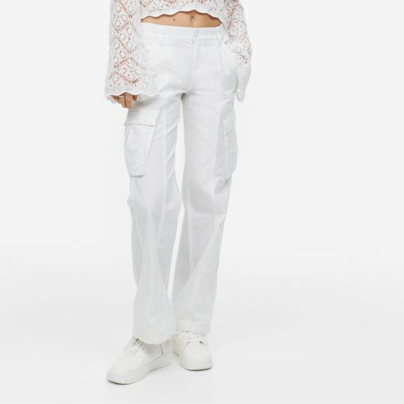 model wearing h&m cargo trousers