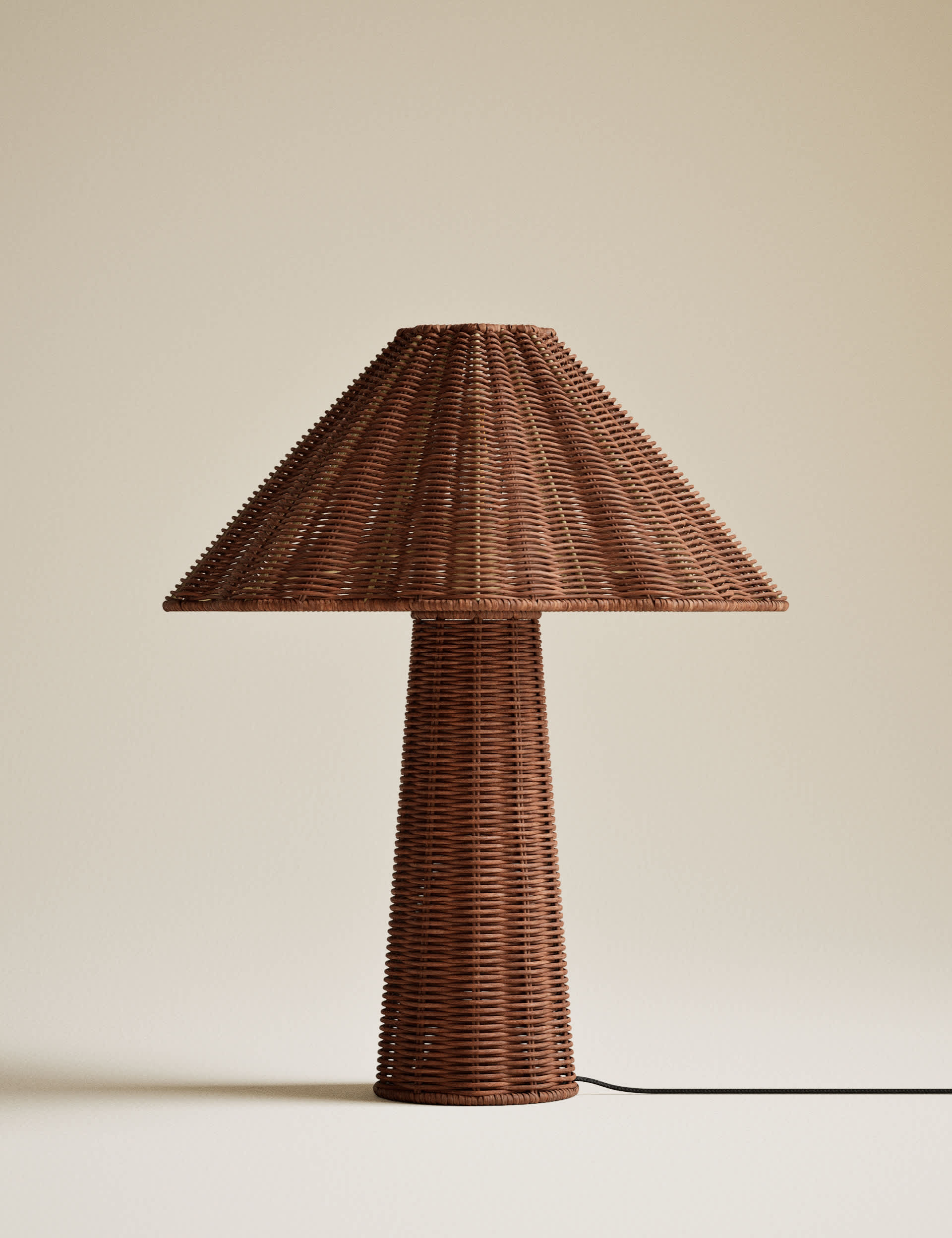 All Over Wicker Scallop Table Lamp