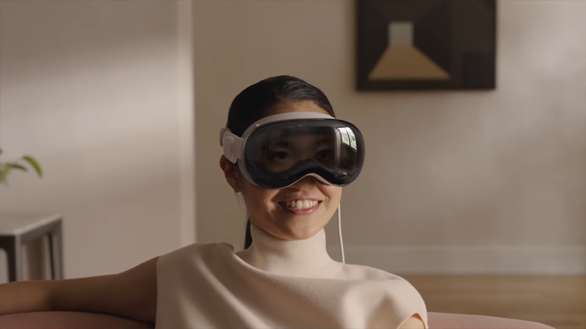Apple Vision Pro EyeSight