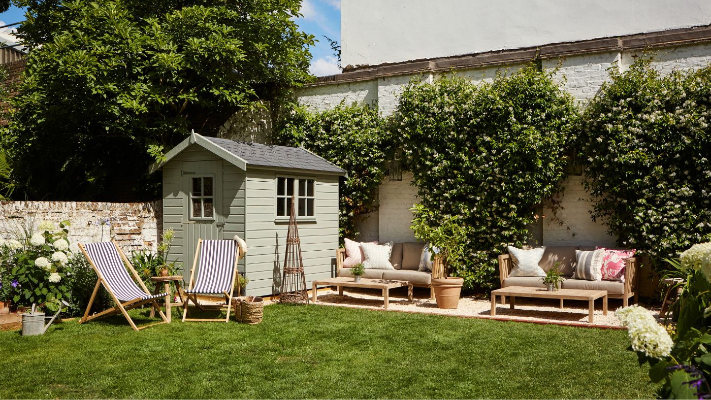 The pretty walled garden
