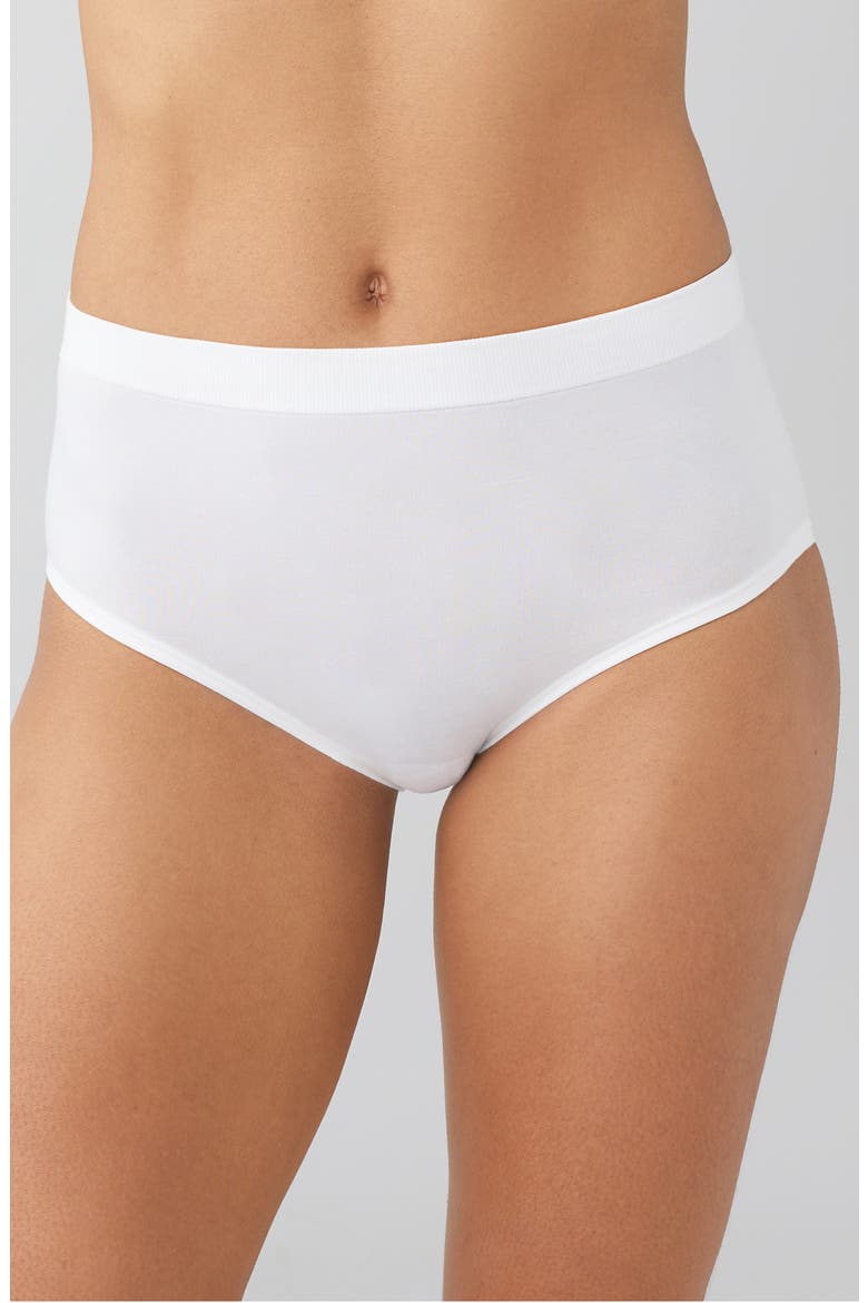 B-Smooth&reg; Natural Briefs
