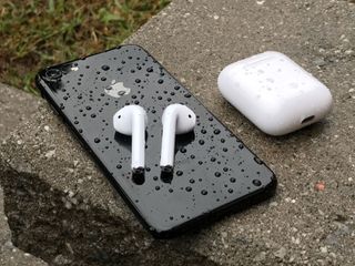 AirPods with iPhone 7