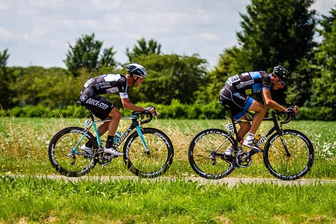 The peloton races through the ZLM Toer finale