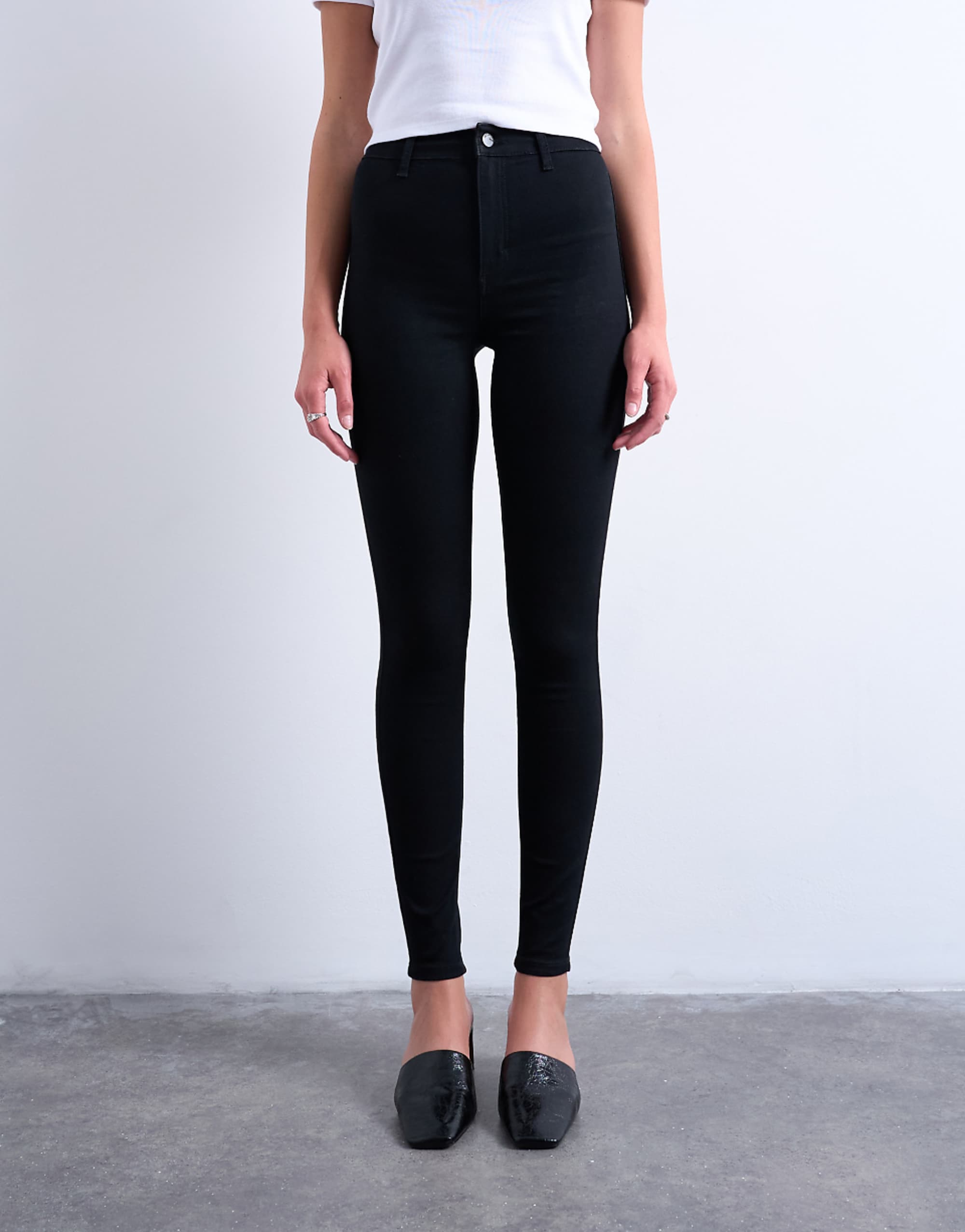 Topshop Joni High Rise Skinny Jean in Black