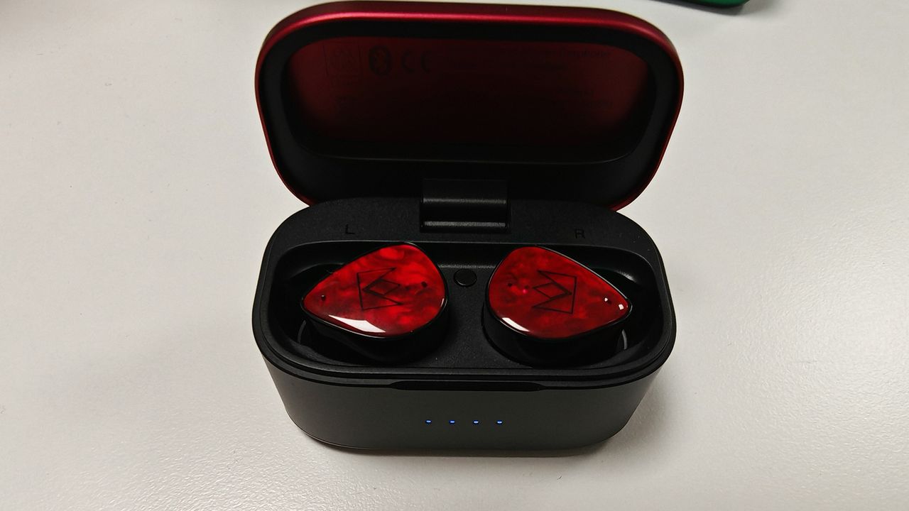 The Noble FoKus Rex5 and FoKus Amadeus IEMs.