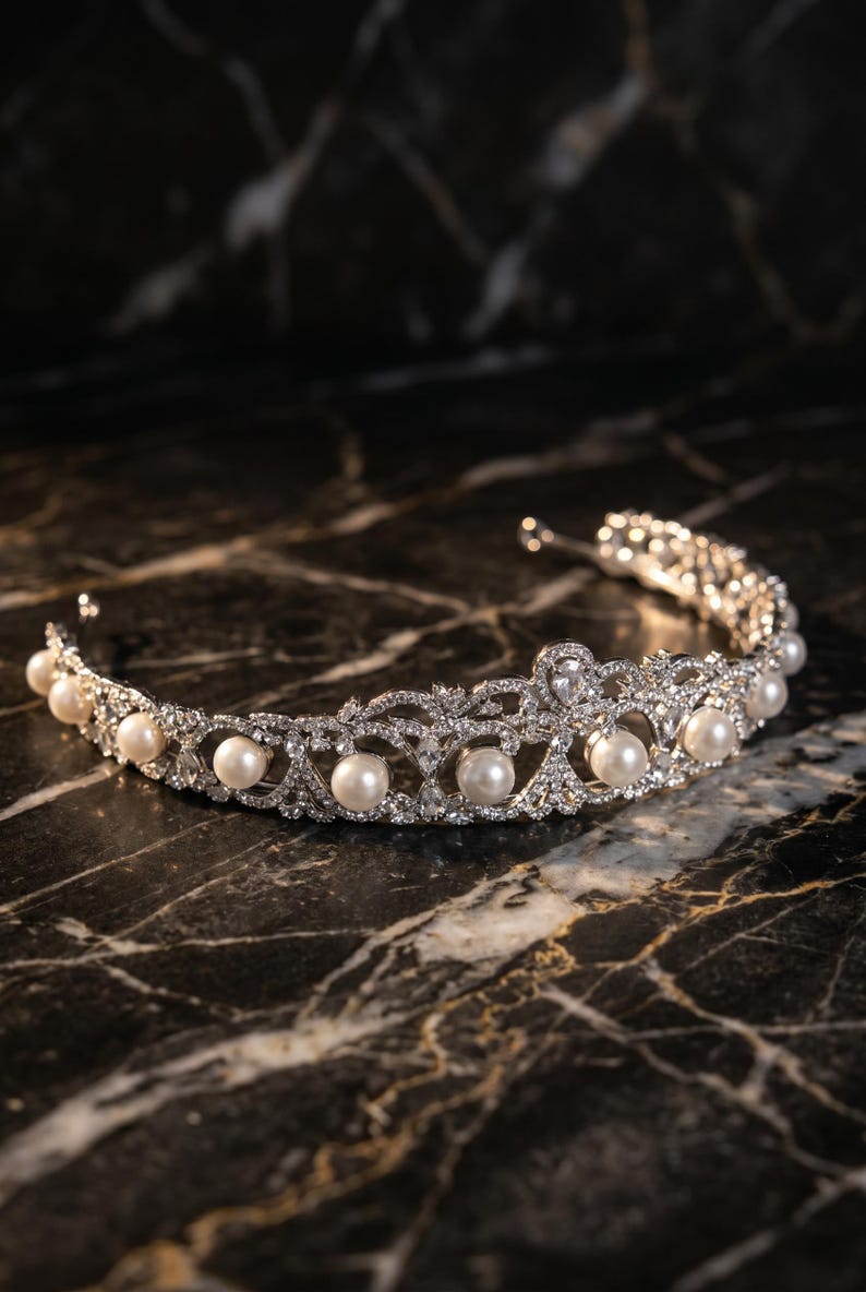 Pearl Bridal Tiara Crown, Crystal Wedding Headband for Brides