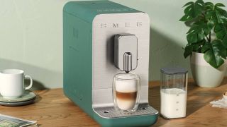 Smeg bean-to-cup coffee machine BCC13