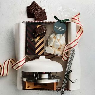 Smores kit gift basket