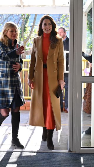 Catherine, Princess of Wales arrives to visit Foxcubs Nursery on January 18, 2023