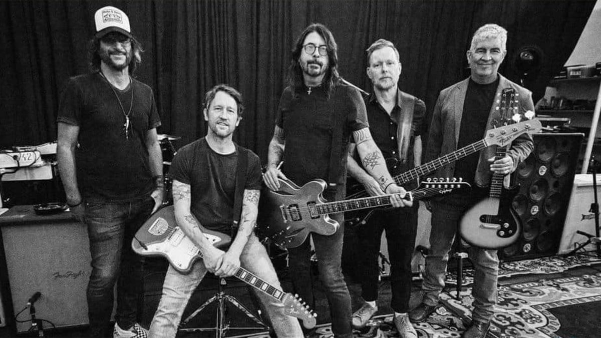 Dave Grohl Appears To Confirm His Epiphone Signature Model Is A Reality 