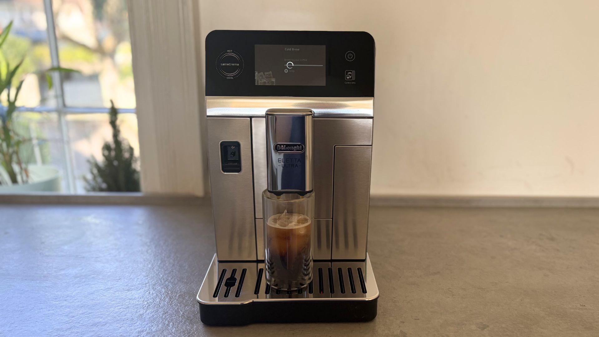 Testing the De'Longhi Eletta Ultra Coffee Machine