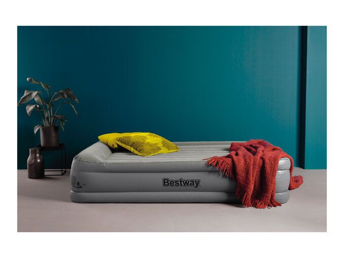 Lidl's air bed makes hosting guests on a budget a breeze (and it's super comfy) Real Homes