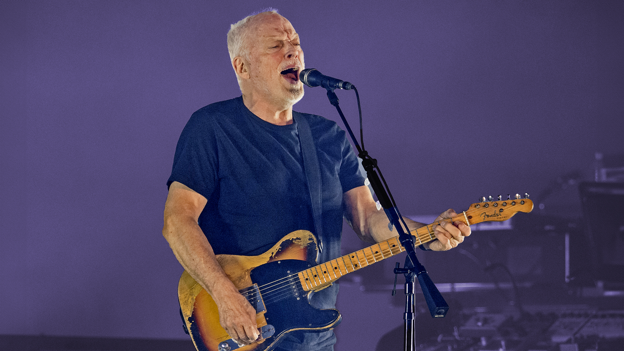 David Gilmour performs live on stage at Madison Square Garden on April 12, 2016 in New York City. 