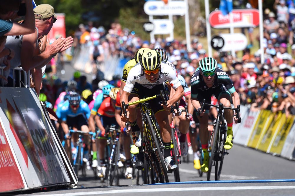 Caleb Ewan (Mitchelton-Scott) sprints to the line