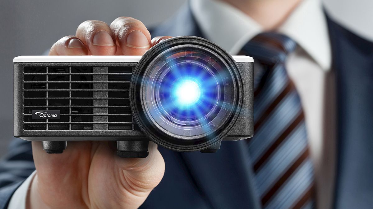 Best Mini Projectors: The Optoma ML750ST