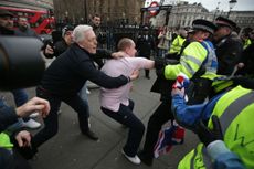 Pro-Brexit protestors scuffle with the police during a demonstration in central London on January 12, 2019. (Photo by Daniel LEAL-OLIVAS / AFP)(Photo credit should read DANIEL LEAL-OLIVAS/AFP