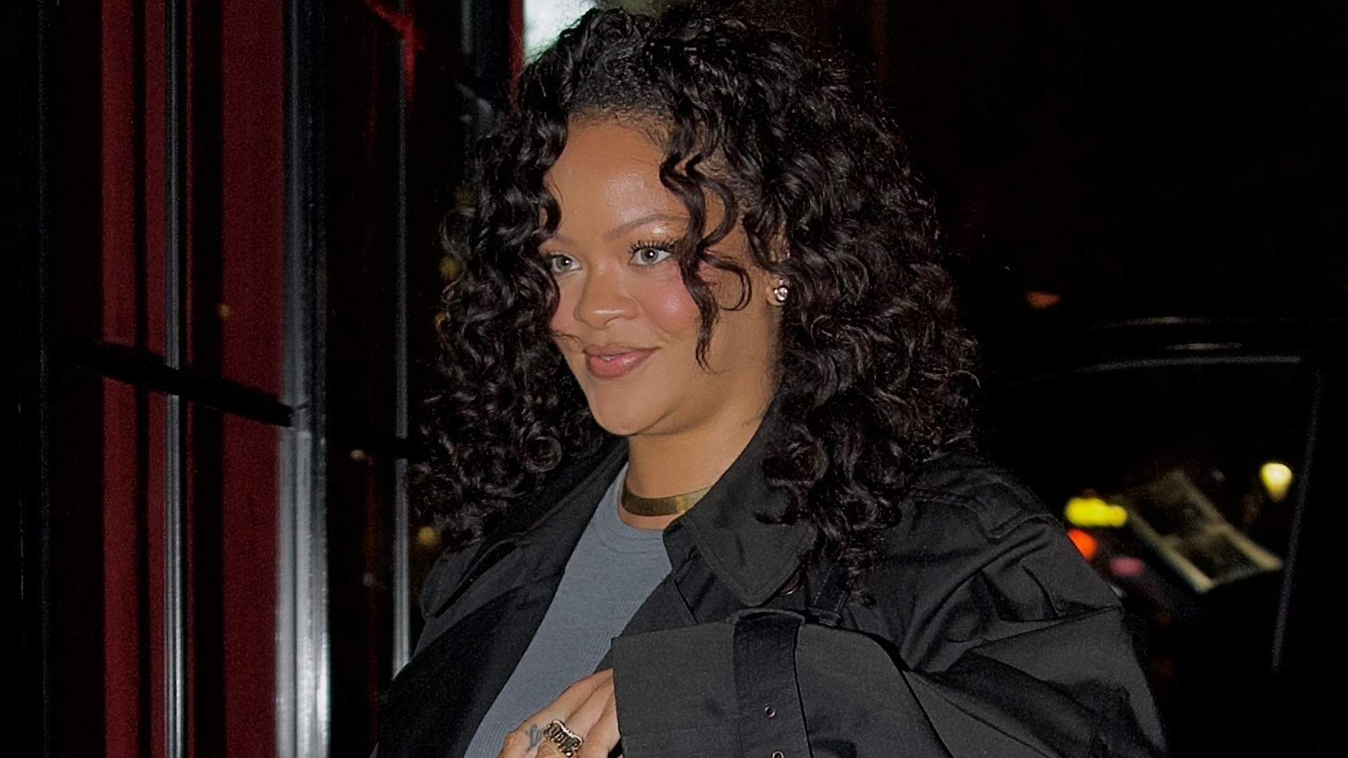 Rihanna elevated her sweatpants outfit with fall's mules trend and a Dior bag
