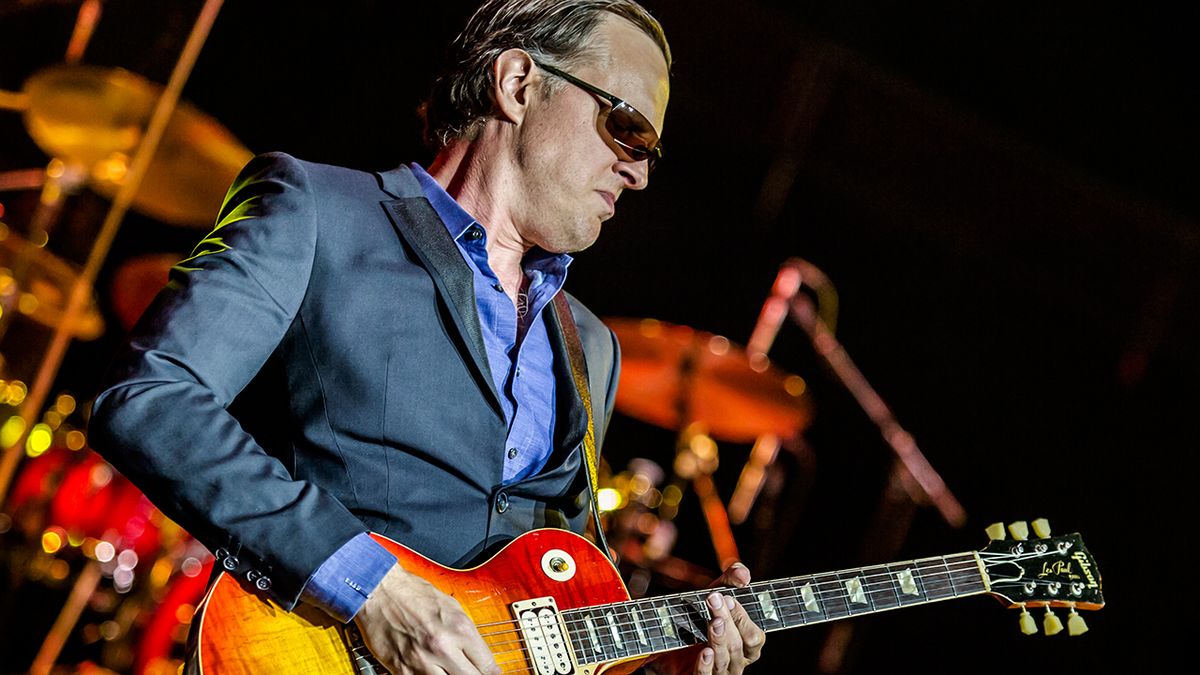 A picture of Joe Bonamassa playing live