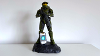 A photo of the Master Chief statue from the Halo: Campaign Evolved collectors edition.