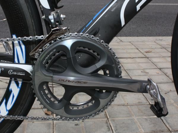 Zabriskie's Felt AR uses a complete Shimano Dura-Ace 7900 group.