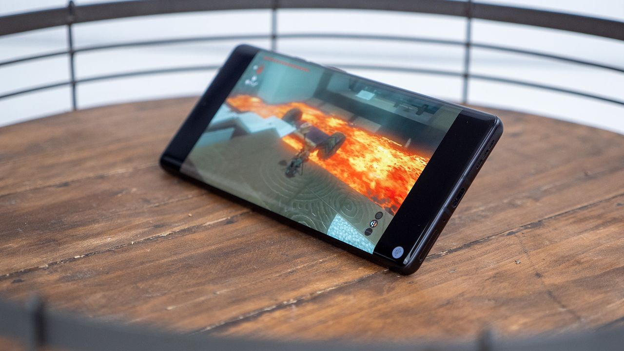 Using the Spigen O-Mag Ring phone webcam mount with a Motorola Edge Plus (2023)