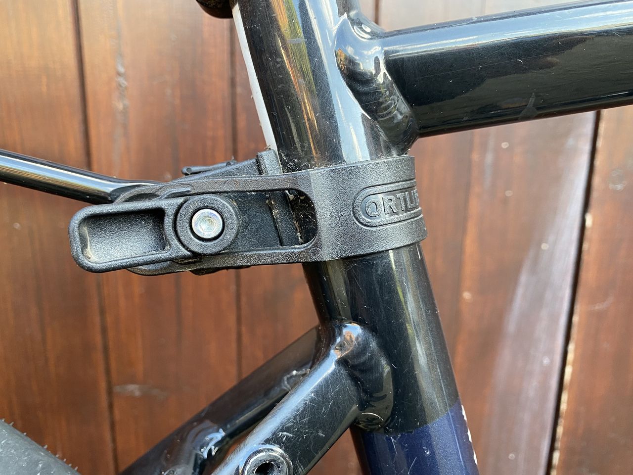 Seat post mounting