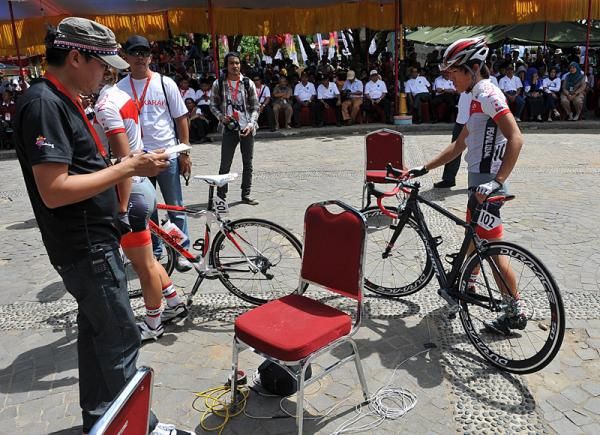 Transponder check before the start of stage 1.