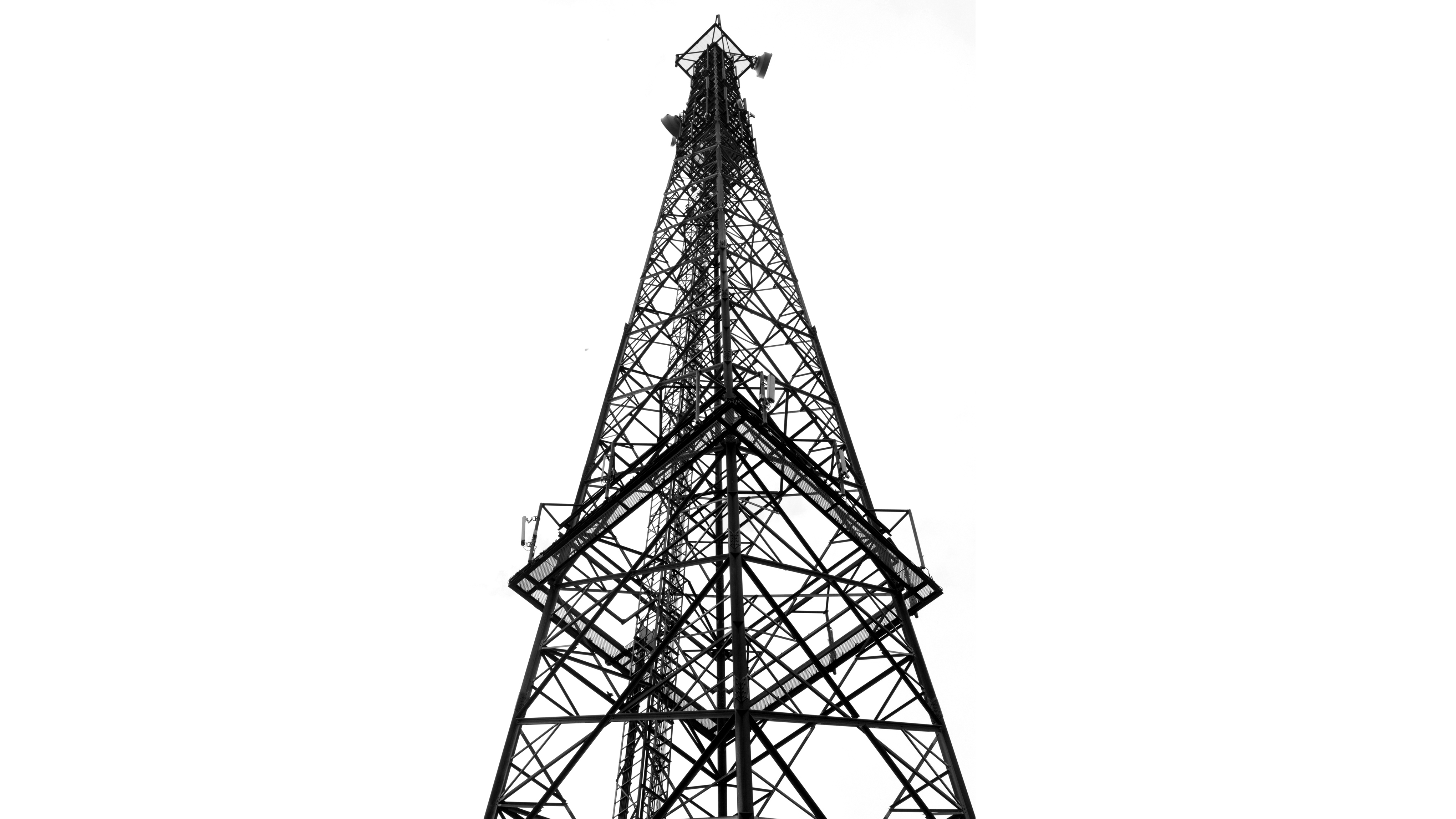 Cell tower