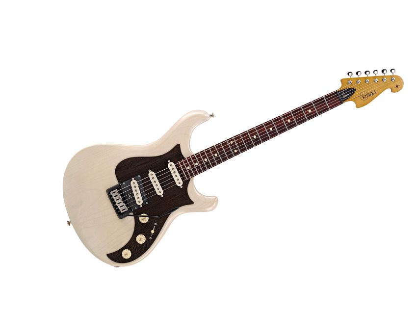 The geometry of the body closely follows the Stratocaster.