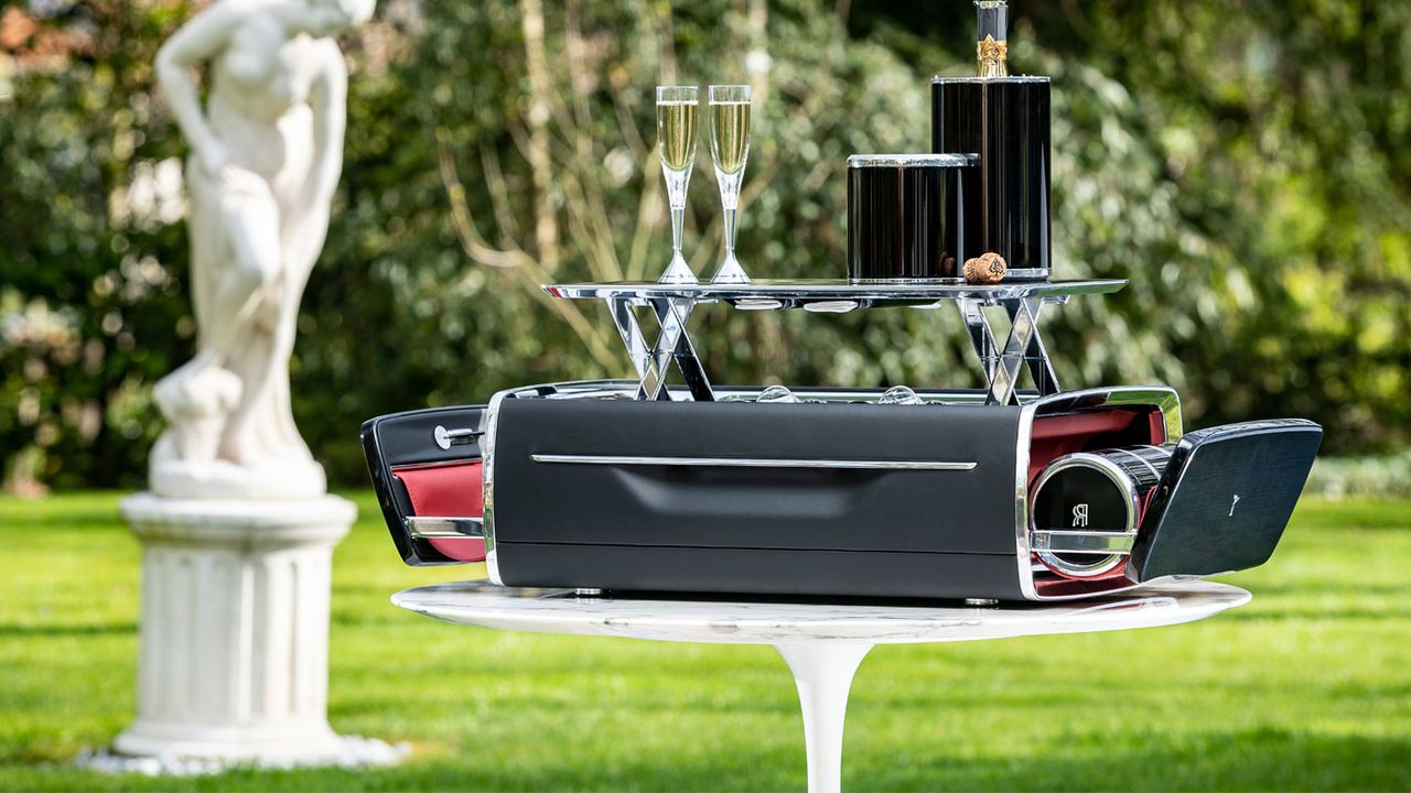 rollsroyce_champagnecase_theweek_portfolio_teaser.jpg