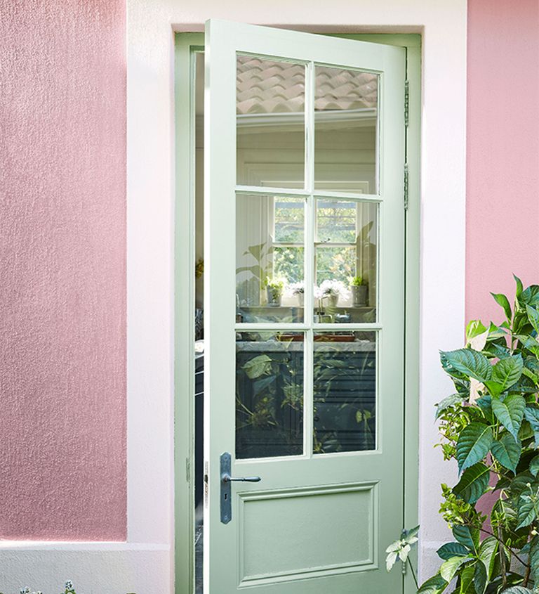 How to paint an exterior wall a stepbystep guide Ideal Home